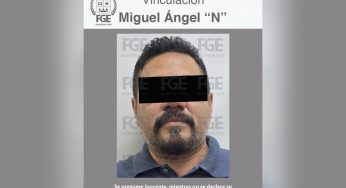 Vinculan a proceso a maestro que cacharon abusando de alumna en un salón de clases en Cozumel