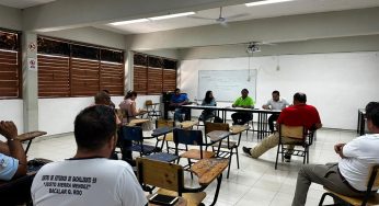 Personal del CEB Justo Sierra de Bacalar exige destitución del director por falta de liderazgo y condiciones deplorables en el plantel