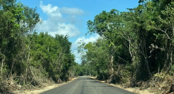 Rehabilitan caminos rurales en Felipe Carrillo Puerto, atendiendo demanda de comunidades mayas