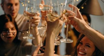 El significado del brindis de año Nuevo y la tradición de la sidra