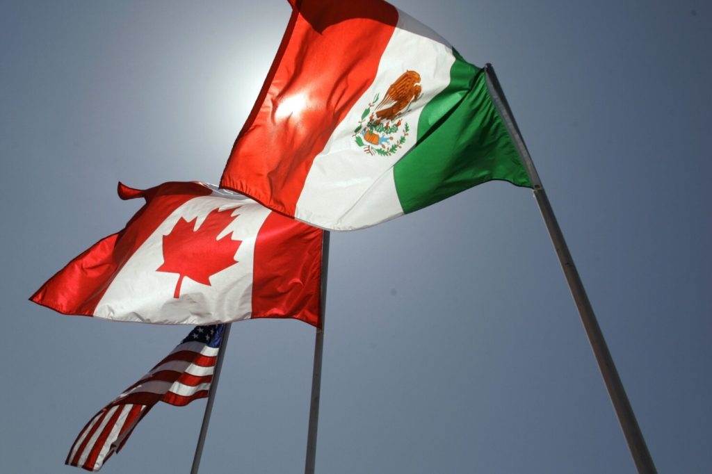 Podría haber excepciones a aranceles impuestos a Canadá y México