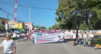 Docentes de Quintana Roo cumplen seis días en paro laboral