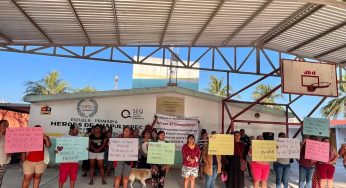 Padres de familia respaldan lucha de maestros contra la reforma del ISSSTE en Chiquilá