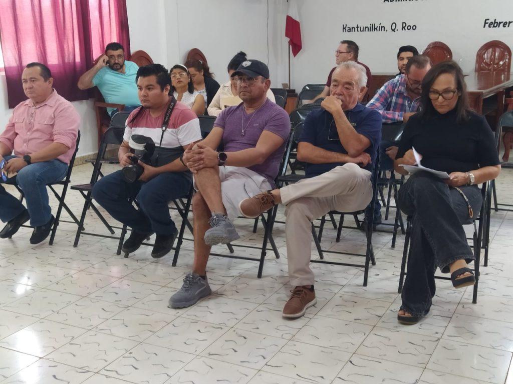 Se les dará mantenimiento a las calles de Holbox