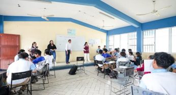 Padres de familia esperan que los docentes retomen clases el 28 de abril
