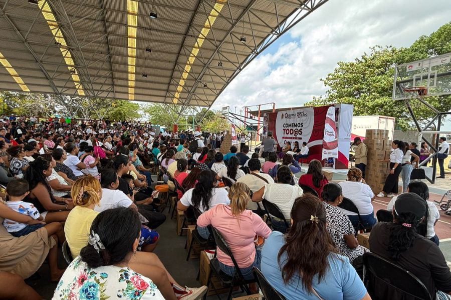 Entregan apoyos alimentarios del programa ‘Comemos Tod@s’ en Cancún