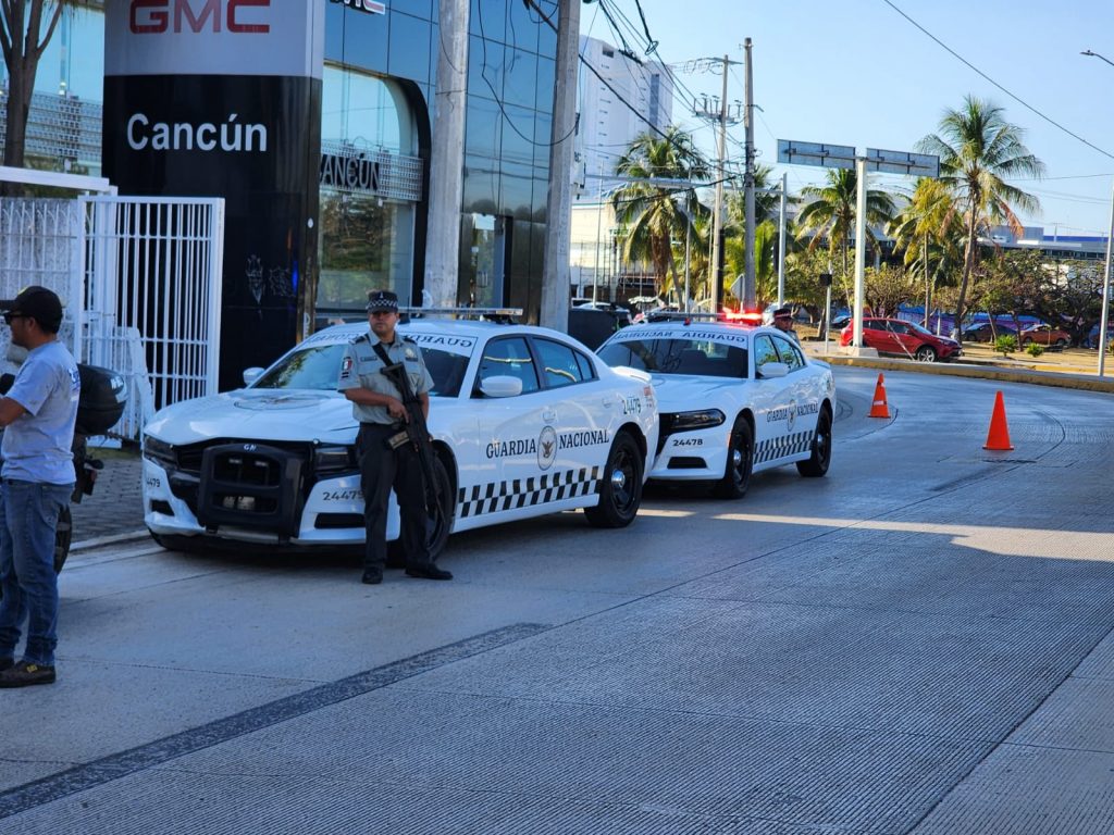 Oficial de la Guardia Nacional involucrado en choque en Cancún donde una mujer resulta lesionada
