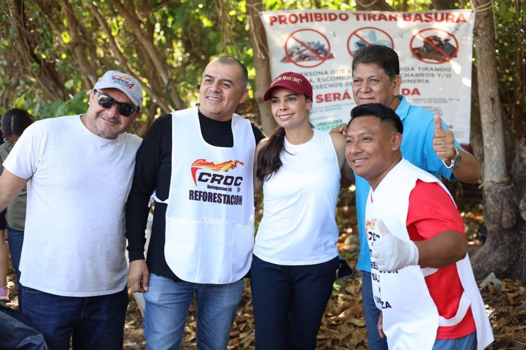 Ana Paty Peralta lidera histórica limpieza de manglares en Cancún con apoyo del sector privado