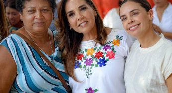 Ana Paty Peralta refrenda su compromiso con las familias cancunenses durante entrega de apoyos “Comemos Todos”
