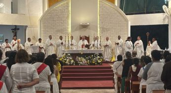 Cientos de cancunenses se reúne para pedir por el eterno descanso del Papa Francisco