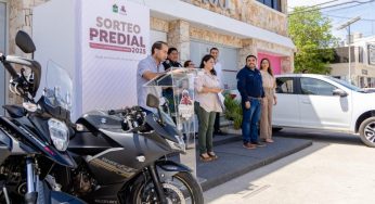Reconocen a contribuyentes cumplidos en Tulum con sorteo de auto y motocicletas