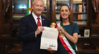 Claudia Sheinbaum recibe cartas credenciales de Ronald Johnson como nuevo embajador de EE.UU. en México