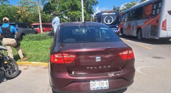 Imprudencia tras el volante causa accidente en blvd Kukulcan
