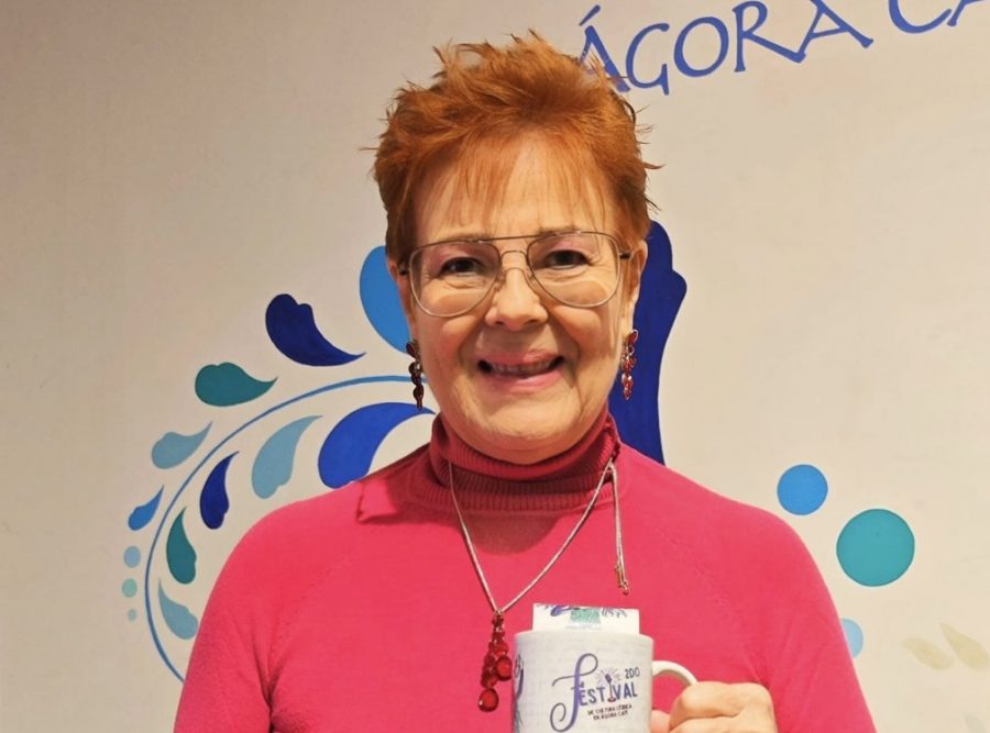 Gilda Salinas comparte su talento como dramaturga en Cancún