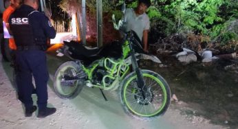 Policía detiene a motociclista tras persecución en Playa del Carmen