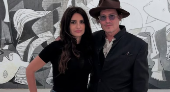 Johnny Depp y Penélope Cruz posan juntos frente a “El Guernica”