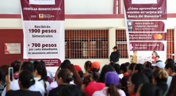 Esperan reglas para becas Rita Cetina 2025–2026 en Quintana Roo