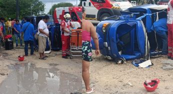 Volcadura de mototaxi en la región 228 deja una pasajera lesionada