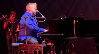 Rodrigo de la Cadena brilla en su debut en el Auditorio Nacional