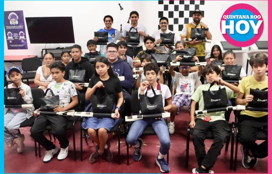 Comisión del Deporte de Quintana Roo entregó 70 tableros de ajedrez