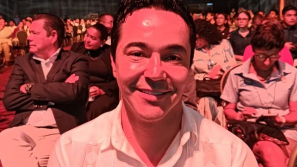 Avoris mantiene seis vuelos semanales a Cancún