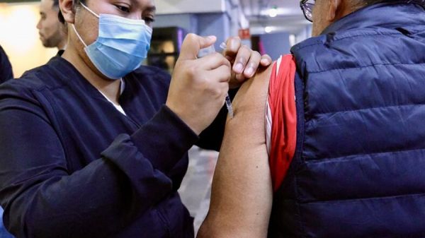 Secretaría de Salud recomienda cubrebocas por aumento de sarampión en México