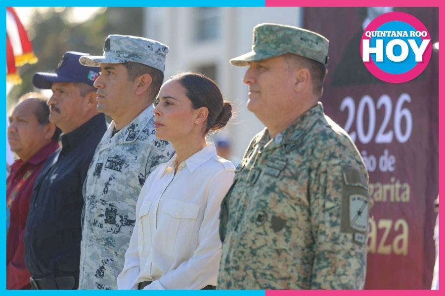 Autoridades conmemoran Honores a la Bandera en Cancún