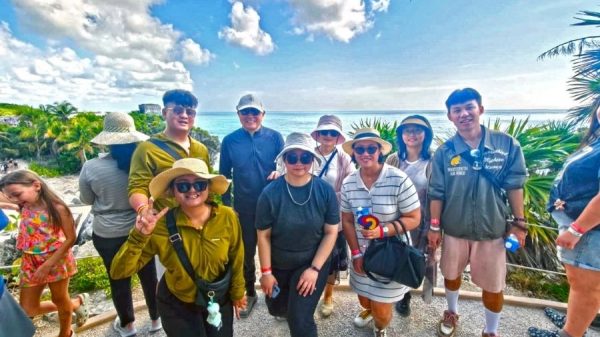 Embajador de China visita Parque del Jaguar en Tulum