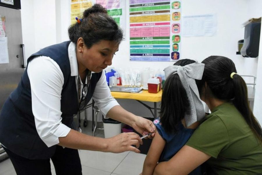 Refuerzan vacunación en Quintana Roo por seis casos de sarampión