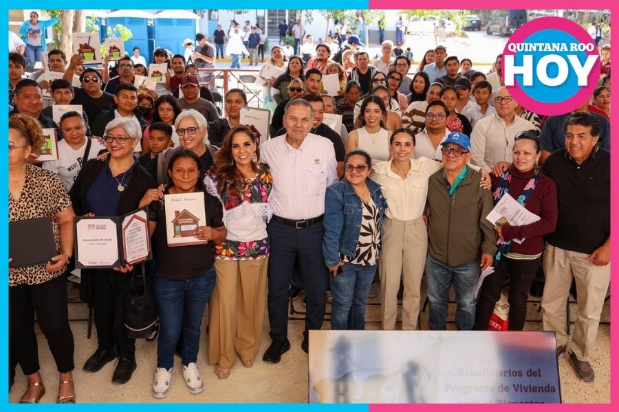 Entregan 80 títulos de Viviendas del Bienestar en Cancún