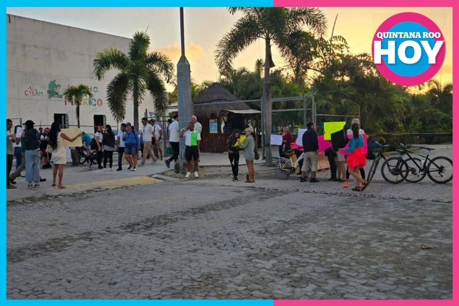 Bloquean acceso al Puerto de Cruceros en Mahahual
