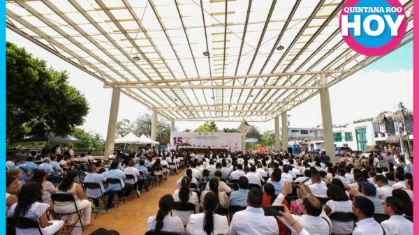 Bacalar celebra 15 años como municipio con Mara Lezama