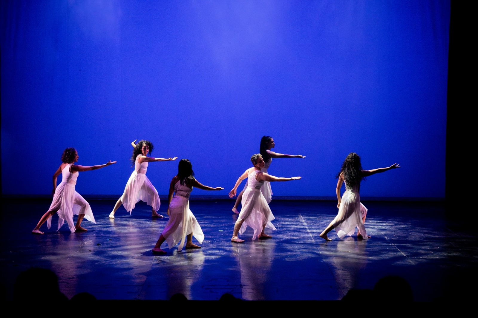 “Humedal”, danza escénica que explora la memoria y resistencia