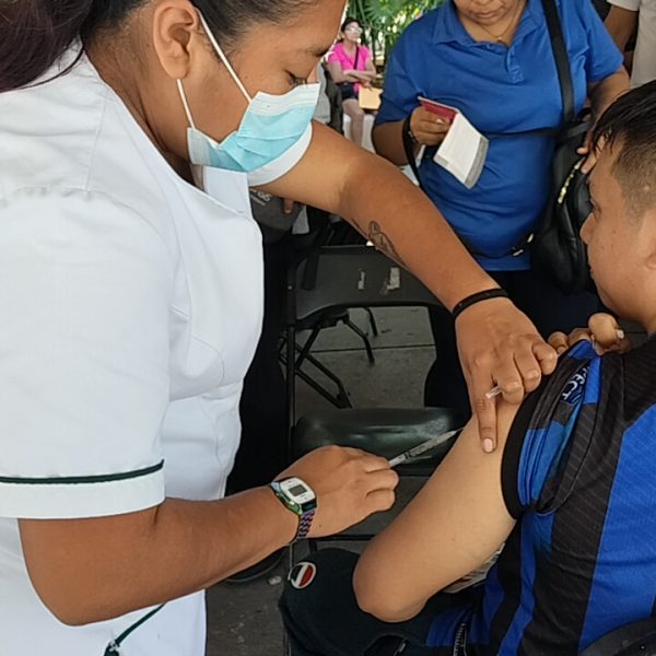 Refuerzan vacunación contra sarampión en Cancún ante brote activo