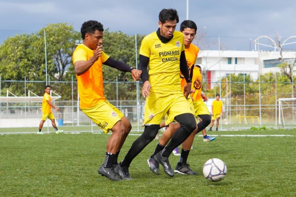 Pioneros e Inter Playa buscan afianzarse en la zona de Liguilla
