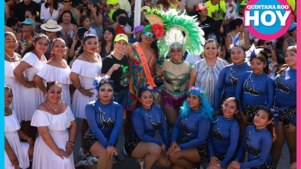 Tercer desfile llena de color el Carnaval “Soy Isla Mujeres” 2026