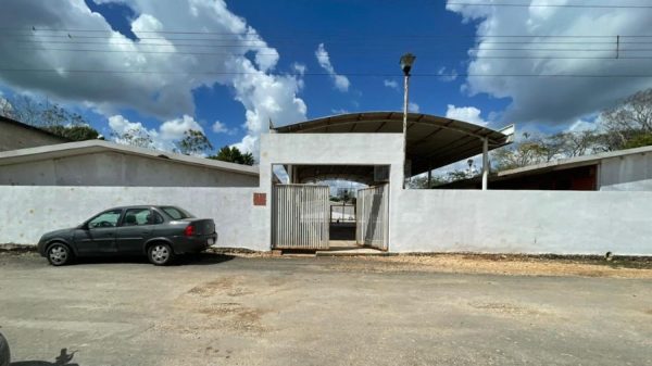 Piden embanquetado y mayor vigilancia en Vicente Guerrero