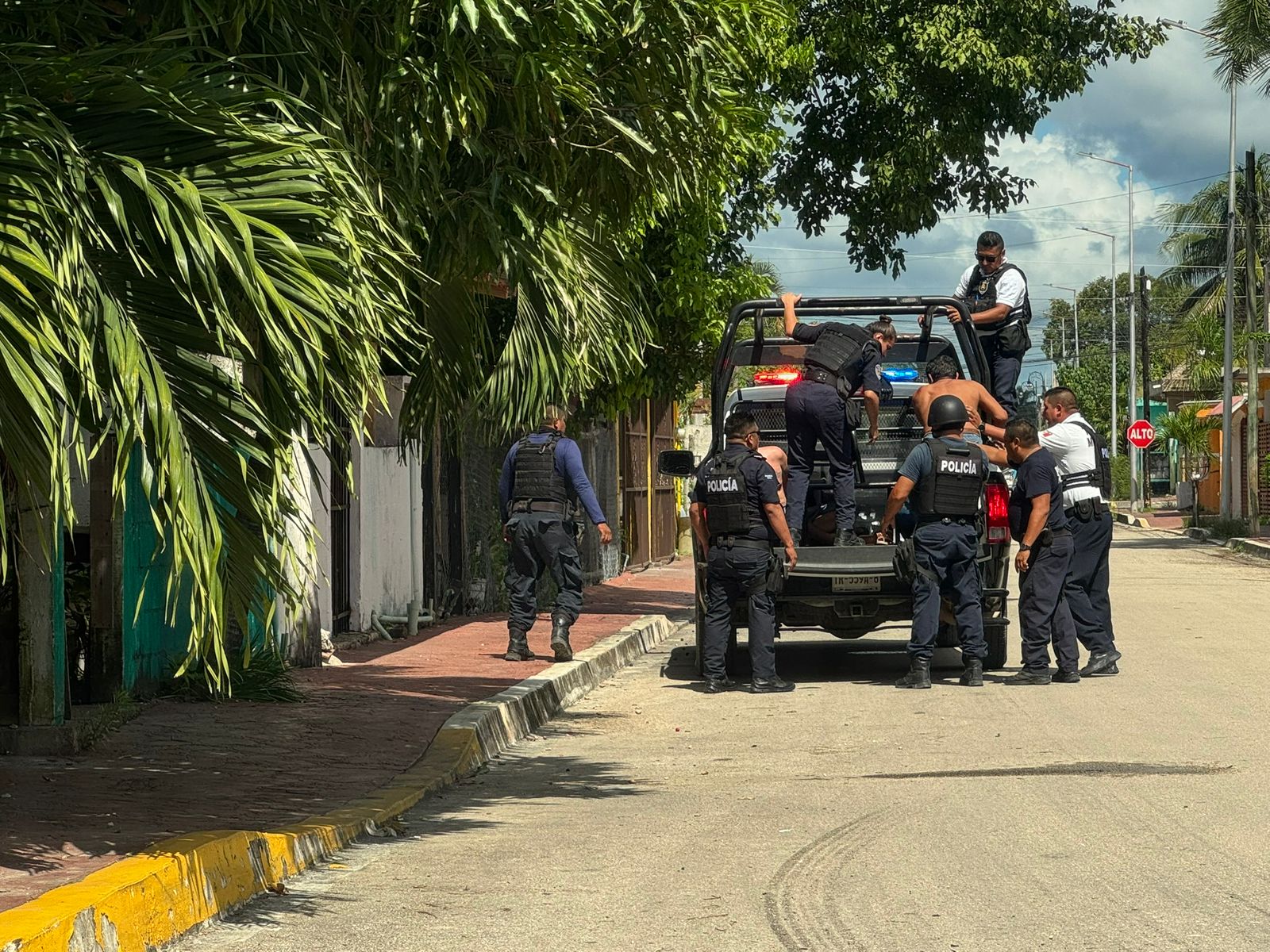 Detienen a presunto ladrón de casas en Felipe Carrillo Puerto. Vecinos de varias colonias preparan denuncia colectiva ante más robos.