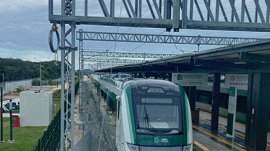 🚆📍 Ejido de Bacalar sigue sin recibir pago por tierras del Tren Maya A más de tres años del inicio del proceso de expropiación, ejidatarios esperan que autoridades federales definan el monto indemnizatorio pendiente. #Bacalar #TrenMaya #Ejidatarios #Expropiación #Indemnización #ZonaSur #Chetumal #Infraestructura