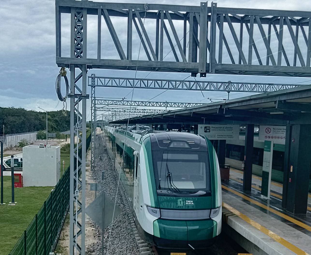 🚆📍 Ejido de Bacalar sigue sin recibir pago por tierras del Tren Maya A más de tres años del inicio del proceso de expropiación, ejidatarios esperan que autoridades federales definan el monto indemnizatorio pendiente. #Bacalar #TrenMaya #Ejidatarios #Expropiación #Indemnización #ZonaSur #Chetumal #Infraestructura