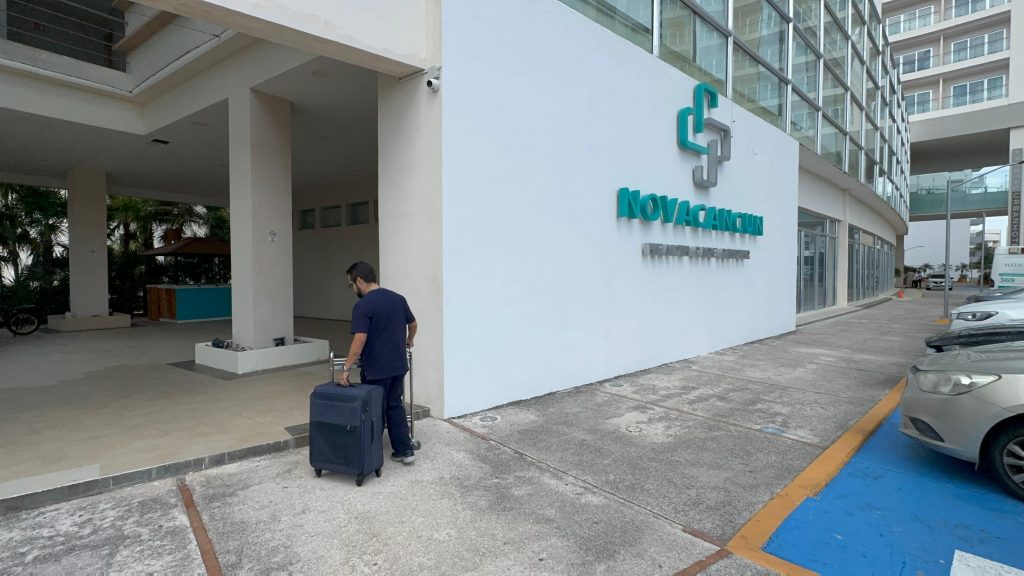 Clínica Nova Cancún cierra sin aviso y deja a 20 trabajadores sin pago