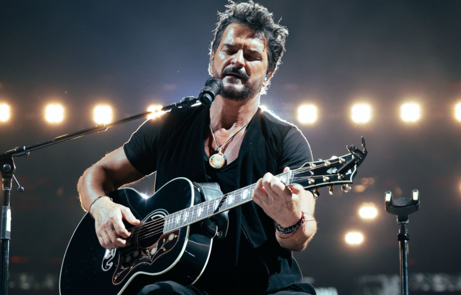 Ricardo Arjona será el primer artista en cantar en el nuevo Estadio Azteca