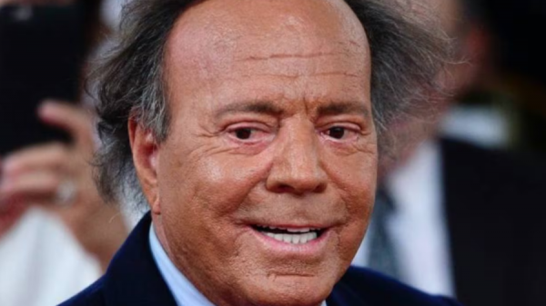 Julio Iglesias demanda a eldiario.es por presunto montaje periodístico