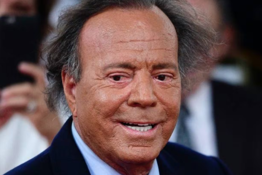 Julio Iglesias demanda a eldiario.es por presunto montaje periodístico
