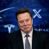 Elon Musk se mantiene como el hombre más rico del mundo, según Forbes