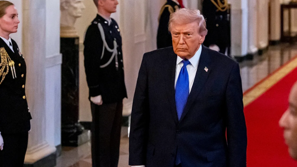 Trump ordena romper vínculos comerciales con España por desacuerdos en la OTAN