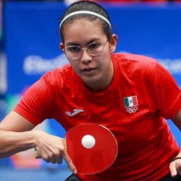 Clío Bárcenas brilla con oro en Centroamericano de tenis de mesa