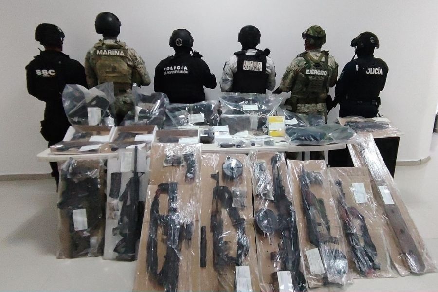 Aseguran arsenal y drogas tras cateo en Felipe Carrillo Puerto
