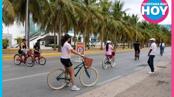 Paseo Cancunense reúne a familias en Malecón Tajamar