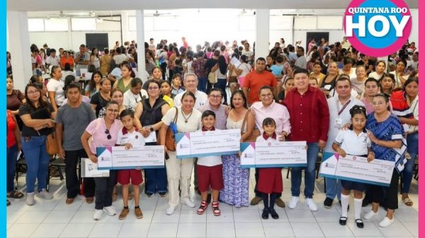 Benito Juárez entrega segundo pago de becas Educación para Transformar